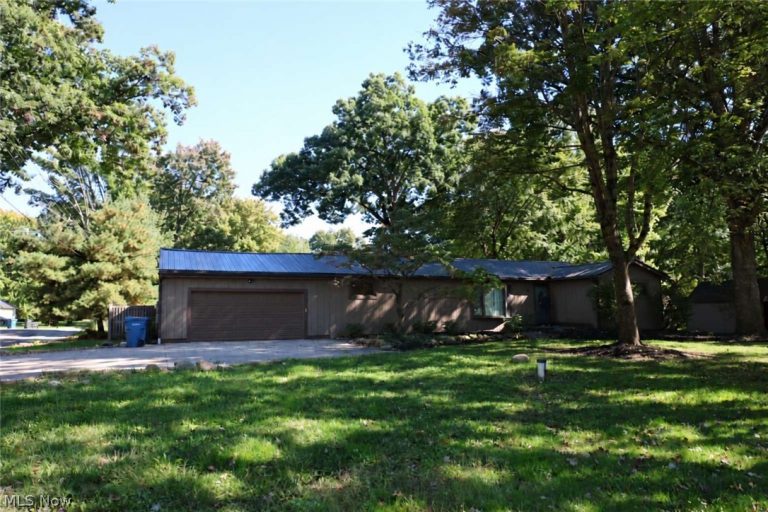 3057 Long Road, Akron, OH, 44312