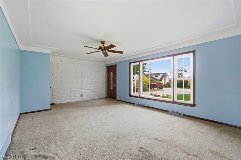 16233 Bennett Road, North Royalton, OH - Photo 8