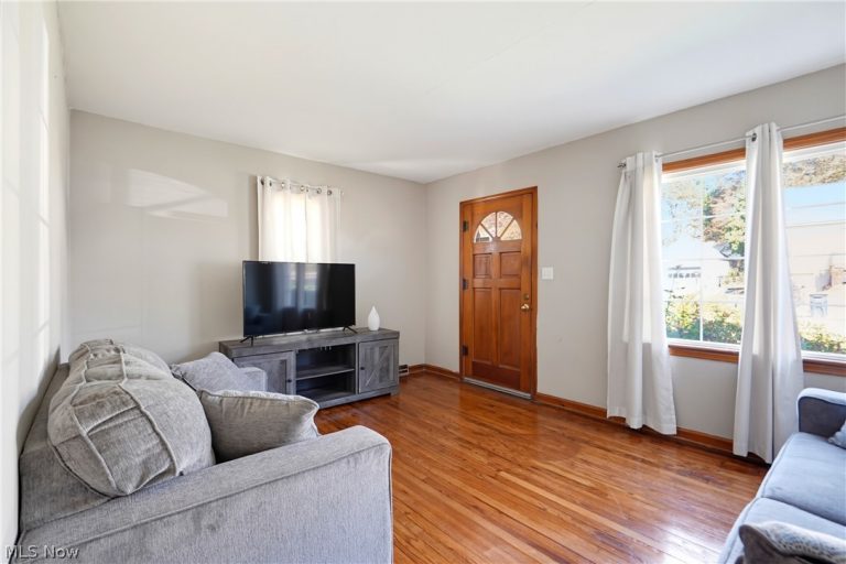 796 Indian Trail, Akron, OH - Photo 4