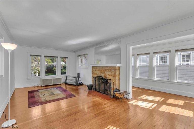 17412 Bradgate Avenue, Cleveland, OH - Photo 3