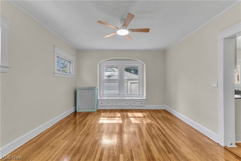 17445 Northwood Avenue, Lakewood, OH - Photo 8