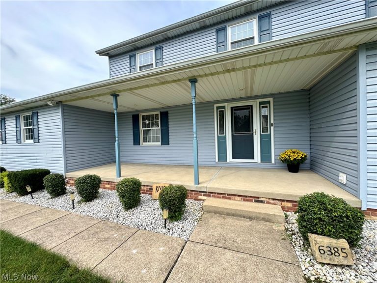 6385 Harbor Drive, Canton, OH - Photo 3