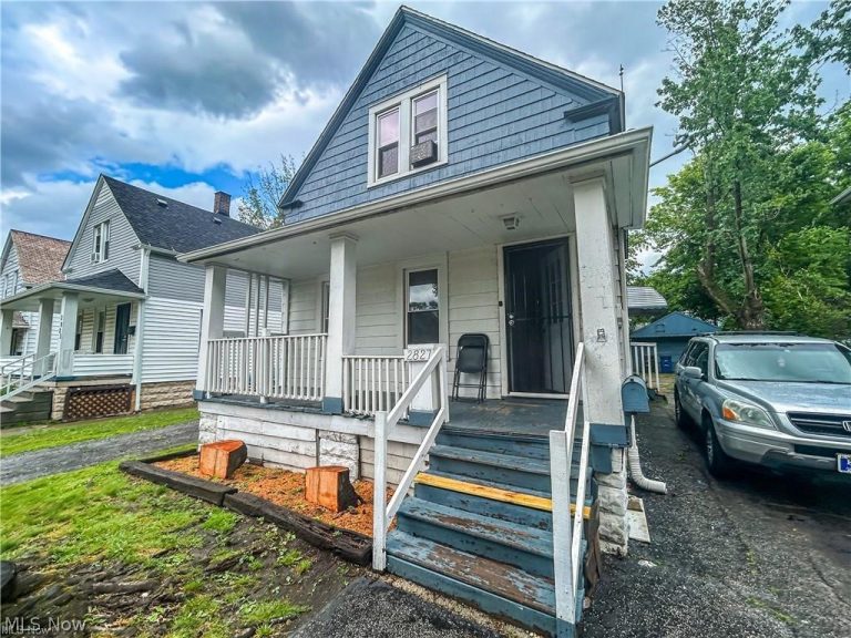 2827 119th Street, Cleveland, OH - Photo 3