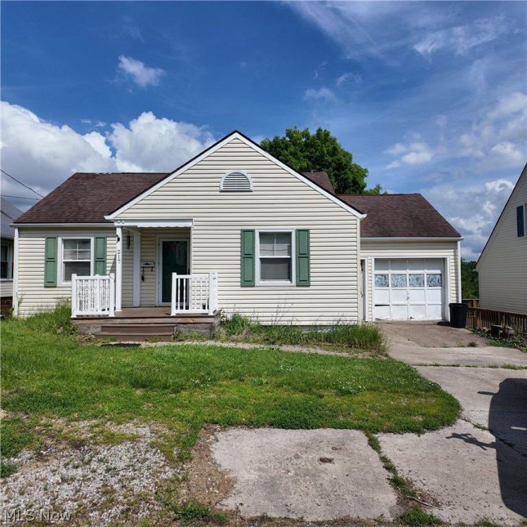 217 Marietta Street, St Clairsville, OH, 43950