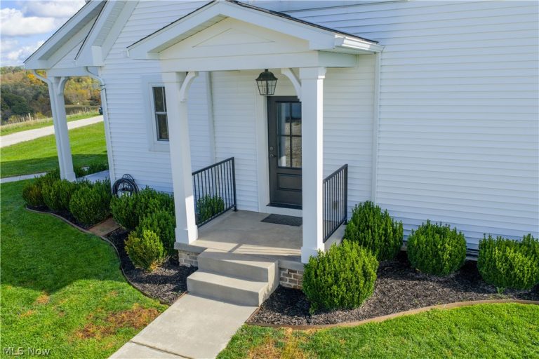 1460 Miller Road, New Philadelphia, OH - Photo 6