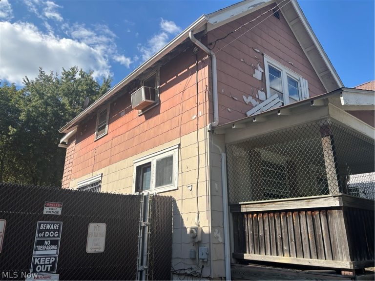 854 Keeney Street, Akron, OH - Photo 3
