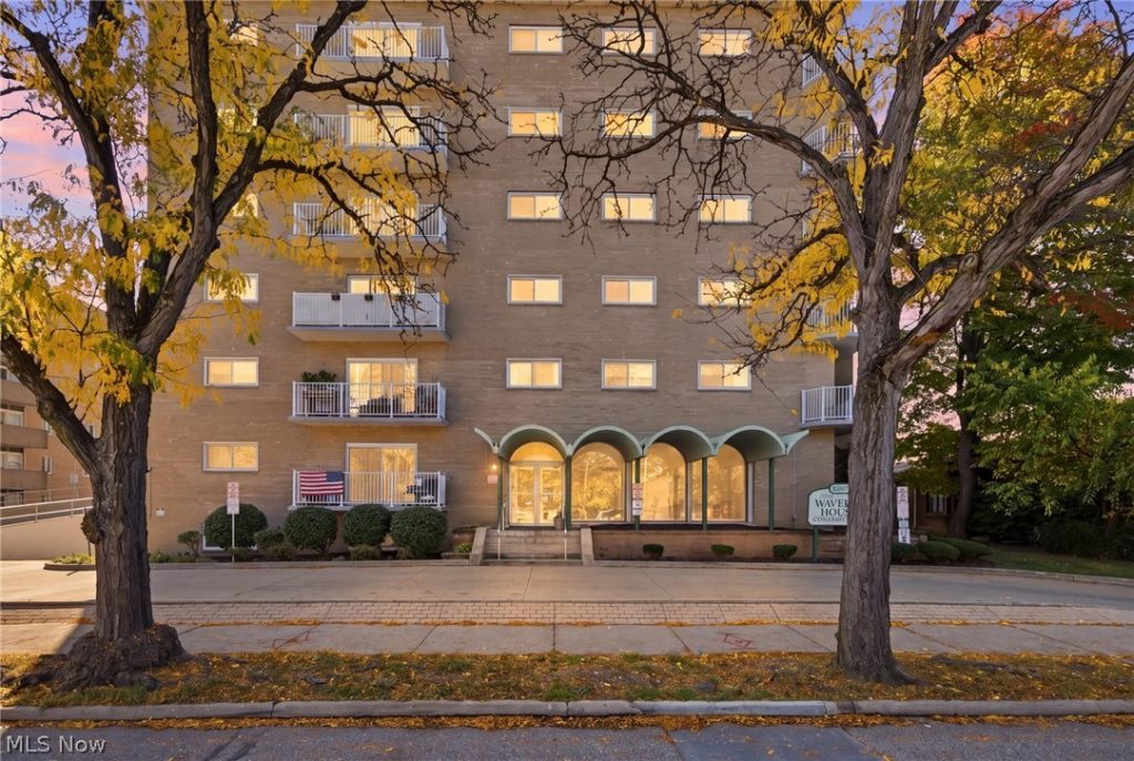 14567 Madison Avenue #303, Lakewood, OH