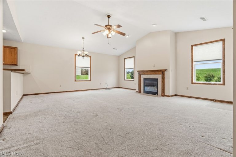 2806 Marsh Avenue, Canton, OH - Photo 8