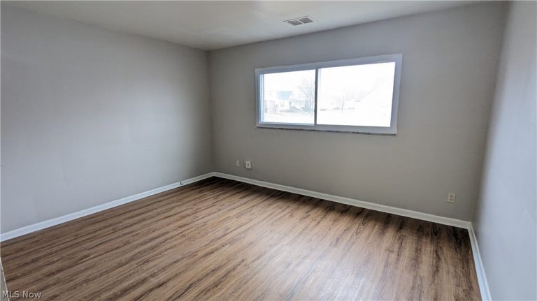 4230 Ridge Road, Brooklyn, OH - Photo 6