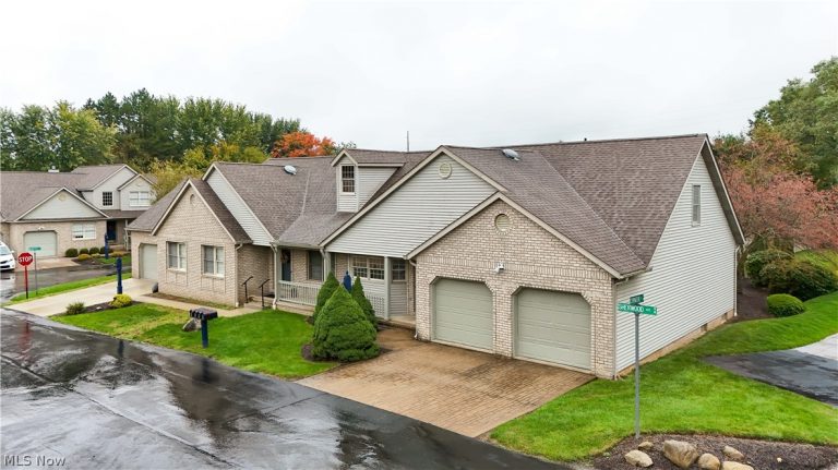 2850 Sherwood Avenue, Massillon, OH - Photo 2