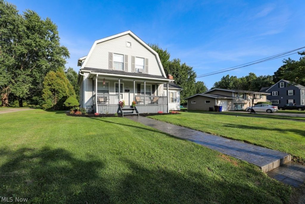 526 Freedom Street, Ravenna, OH