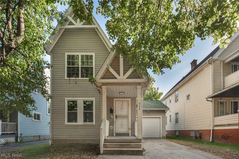 739 92nd Street, Cleveland, OH - Photo 2