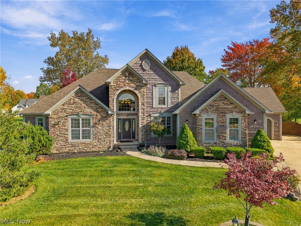 10219 Red Oak Drive, North Royalton, OH