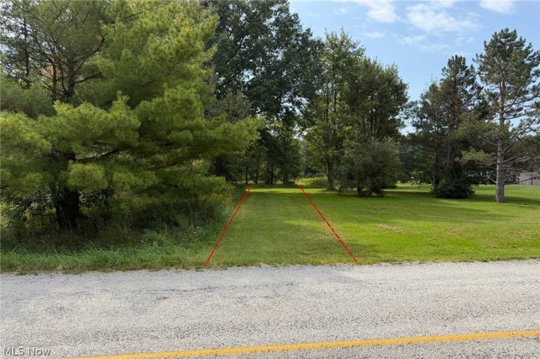 9552 Newton Falls Road, Ravenna, OH - Photo 3