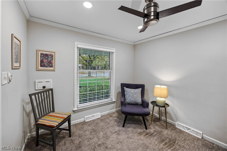 23299 Shelburne Road, Shaker Heights, OH - Photo 6