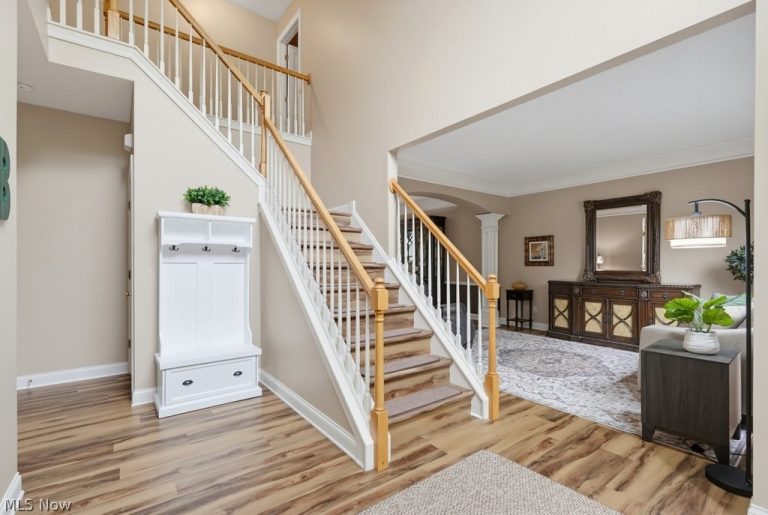 15295 Old Oak Drive, Strongsville, OH - Photo 6