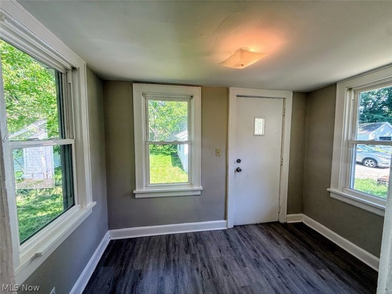 751 Merton Avenue, Akron, OH - Photo 3