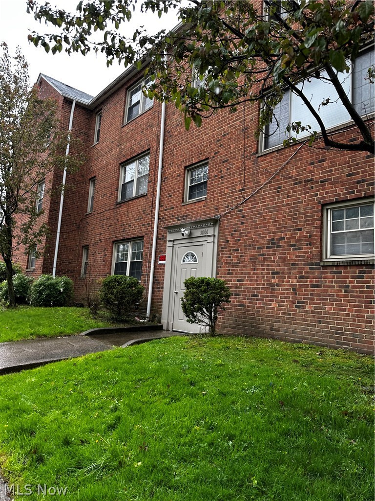 2676 Noble Road, Cleveland Heights, OH - Photo 4
