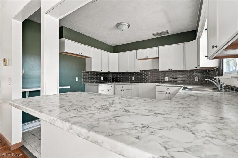7011 Kensington Road, Carrollton, OH - Photo 6
