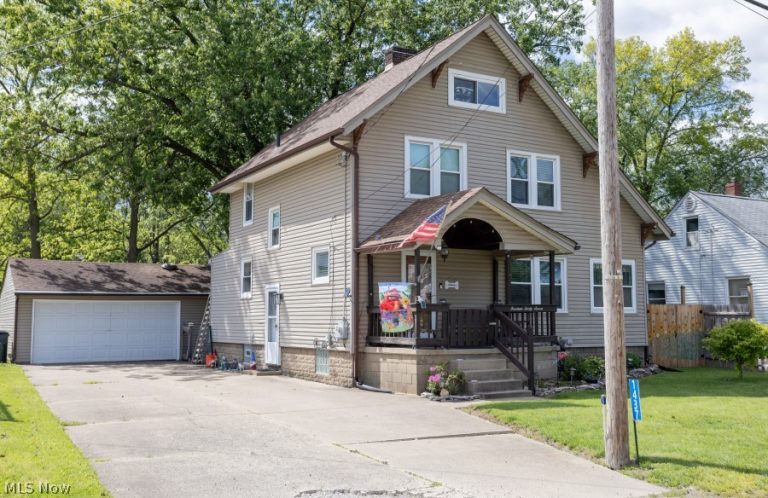 1437 Brooklyn Avenue, Canton, OH - Photo 2