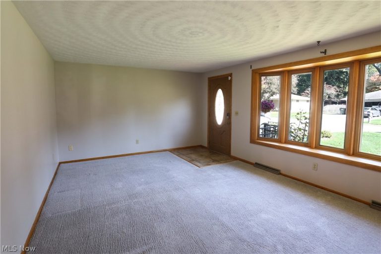 315 Noble Place, Massillon, OH - Photo 8