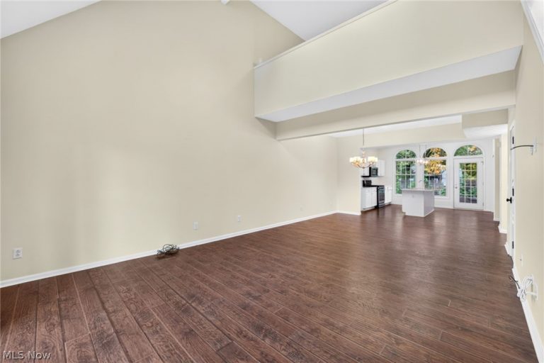 2084 Jennifer Street, Akron, OH - Photo 4