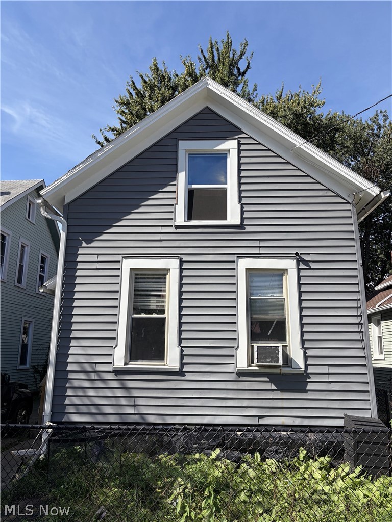 3354 32nd Street, Cleveland, OH, 44109