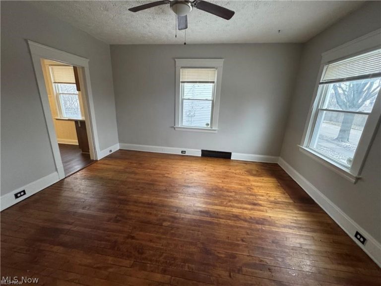 3733 14th Street, Cleveland, OH - Photo 4