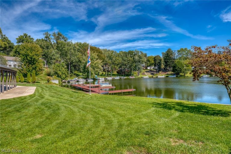 158 Oak Drive, North Canton, OH - Photo 8