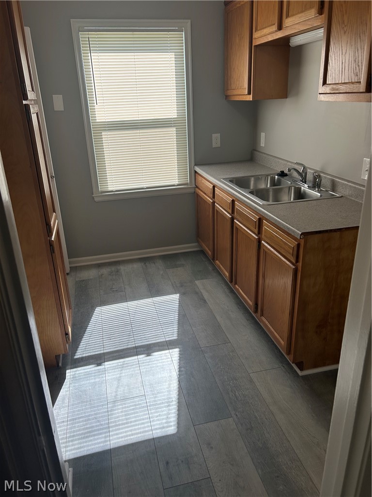 208 Catawba Avenue, Akron, OH - Photo 2