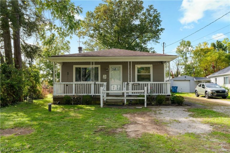 3194 Bender Avenue, Akron, OH - Photo 2