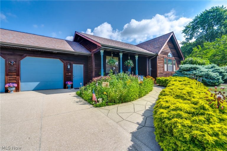 2785 Brady Lake, Ravenna, OH - Photo 3