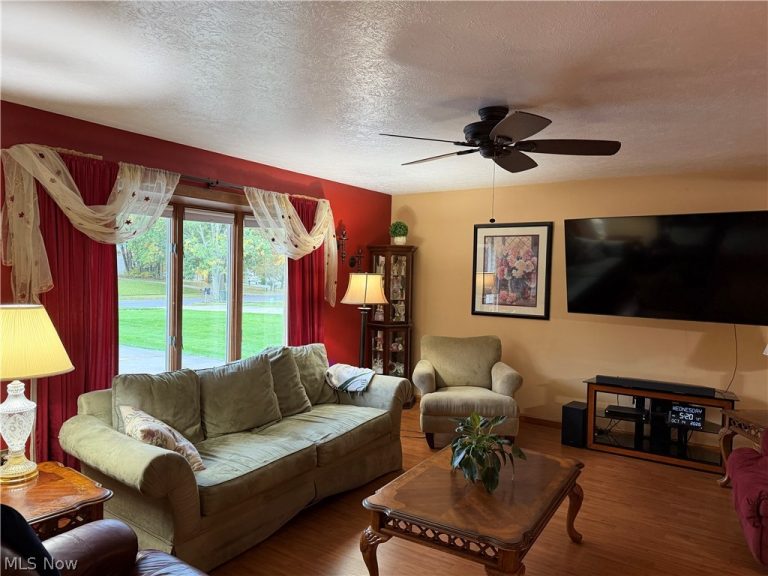 3281 Twain Circle, Brunswick, OH - Photo 4