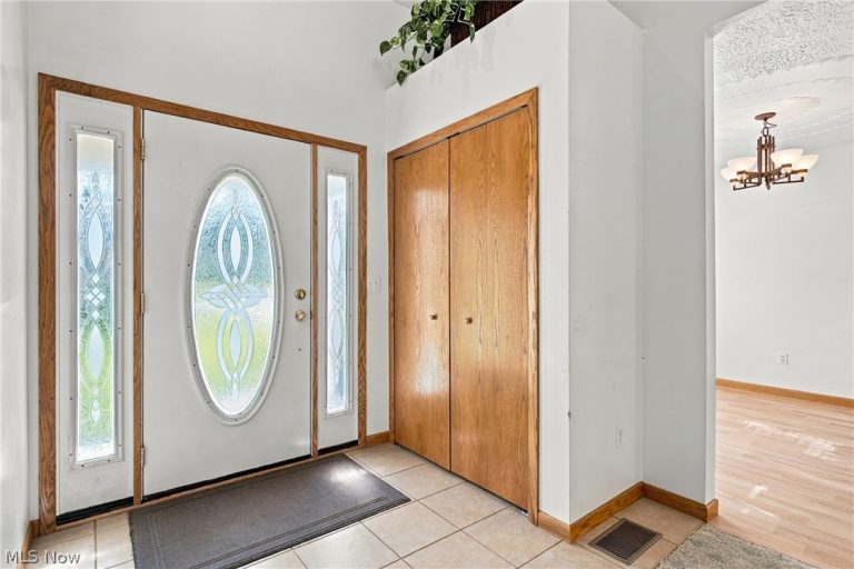 507 Ledge Road, Macedonia, OH - Photo 6
