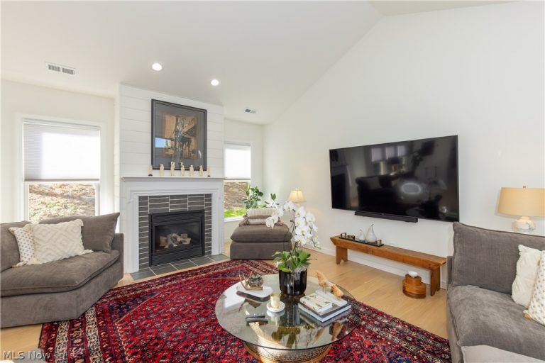 3727 Millikin Court, Cleveland Heights, OH - Photo 4