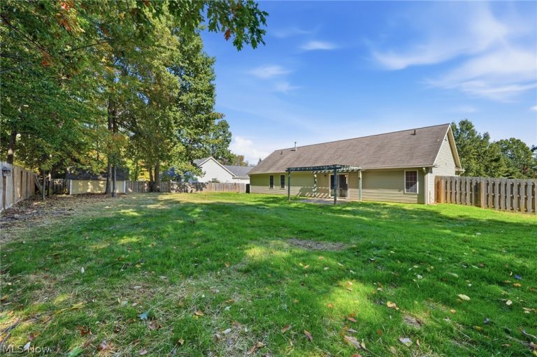 8912 Isabelle Lane, Macedonia, OH - Photo 6