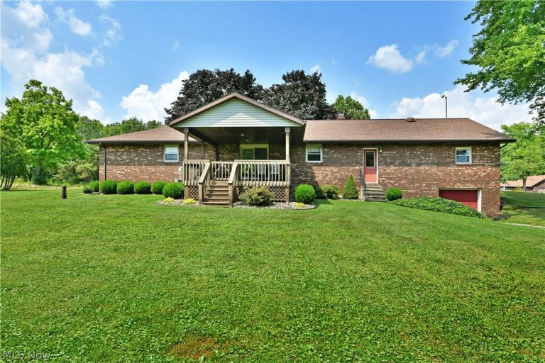 5212 King Graves Road, Vienna, OH - Photo 6