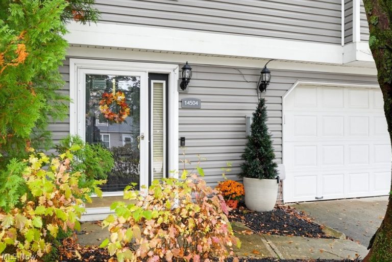 14504 Cross Creek Lane, North Royalton, OH - Photo 2