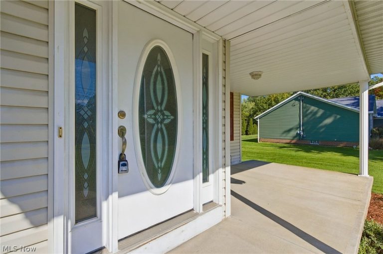 507 Ledge Road, Macedonia, OH - Photo 4