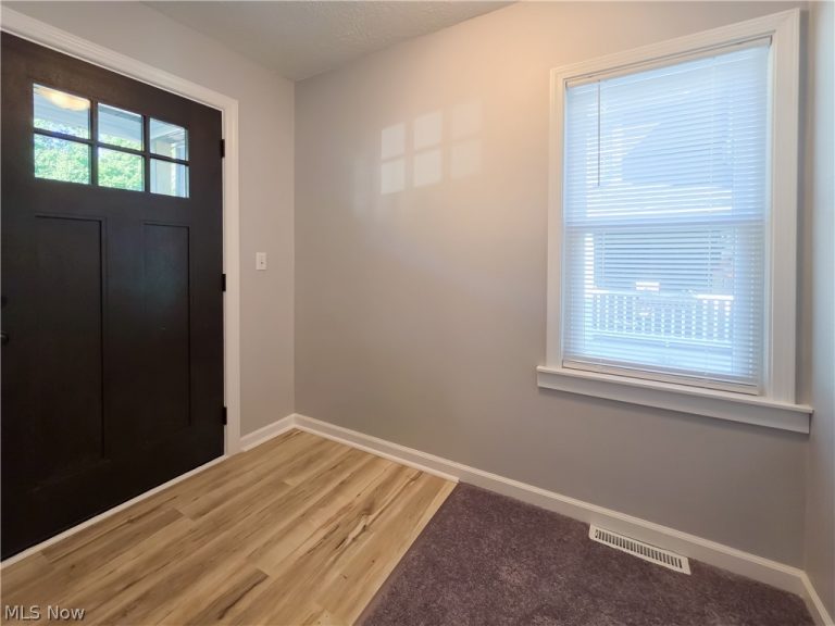 39 Forest Avenue, Massillon, OH - Photo 5
