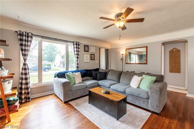 525 Waverly Road, Eastlake, OH - Photo 6