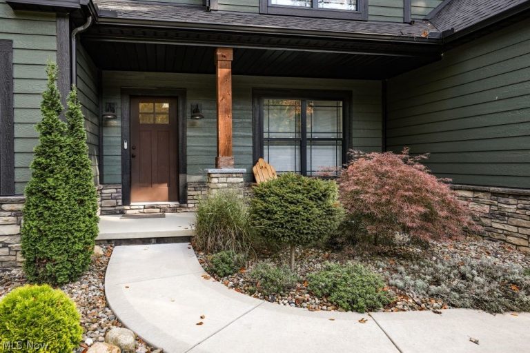 1105 Woodbend Road, Ravenna, OH - Photo 6
