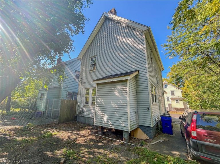 749 131st Street, Cleveland, OH - Photo 3