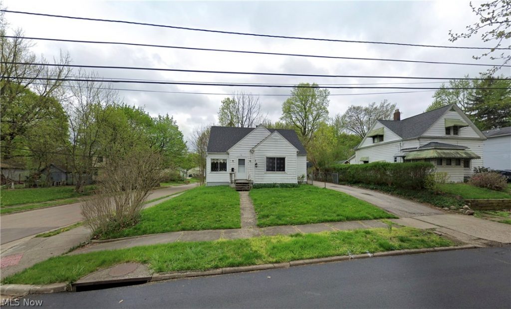 74 Vesper Street, Akron, OH