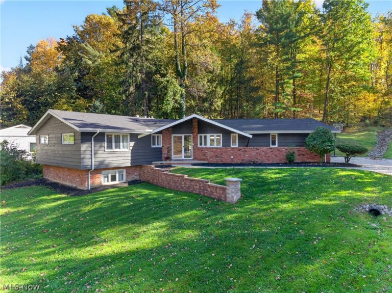10828 Greenhaven Parkway, Brecksville, OH, 44141