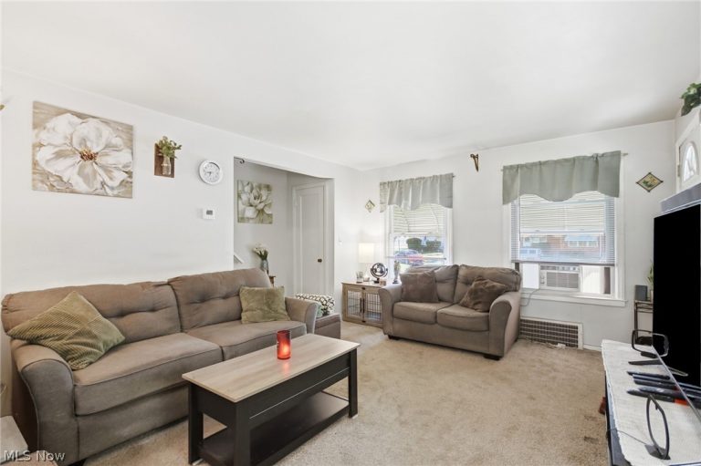 14020 Seneca Court, Cleveland, OH - Photo 8