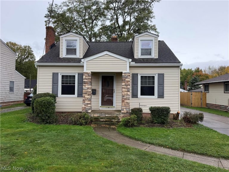 23481 Clifford Drive, North Olmsted, OH, 44070