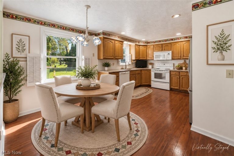 8508 Kellydale Street, Massillon, OH - Photo 6