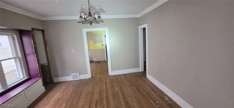 1596 Victoria Avenue, Lakewood, OH - Photo 6