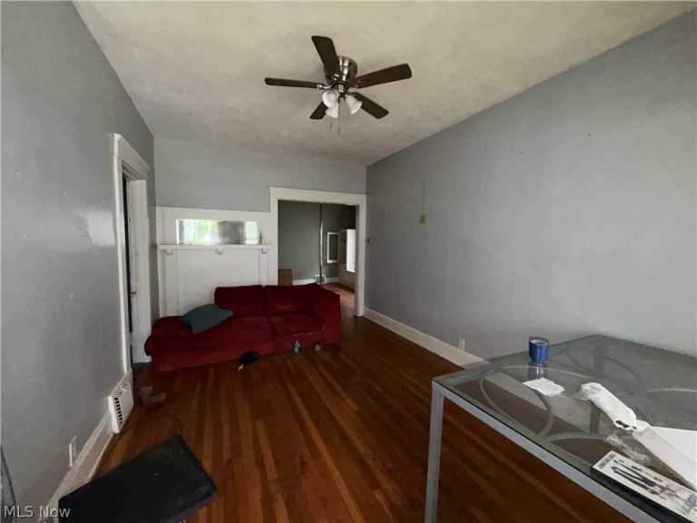 12709 Locke Avenue, Cleveland, OH - Photo 3